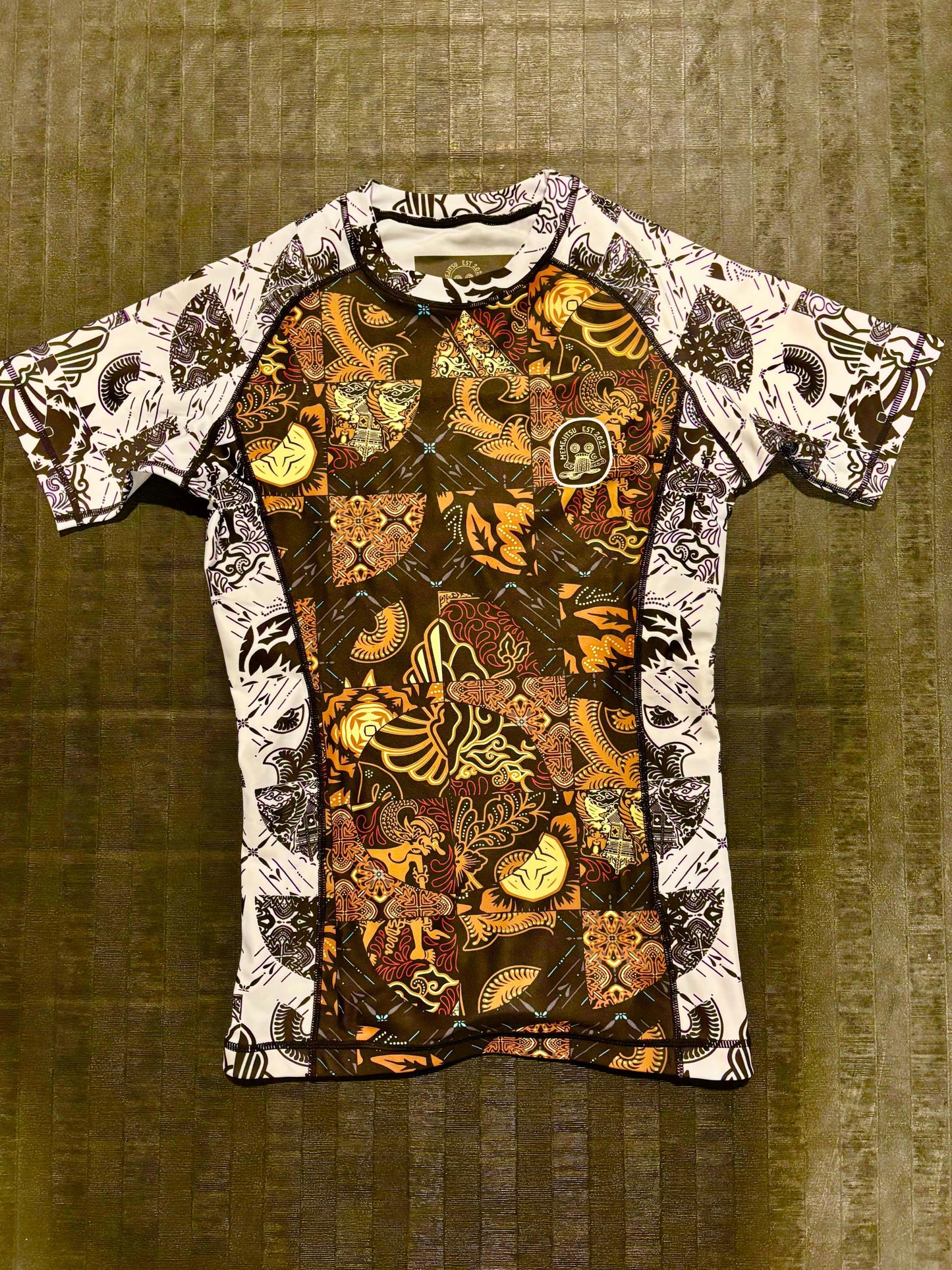 Batik Petak-petak | Rashguard