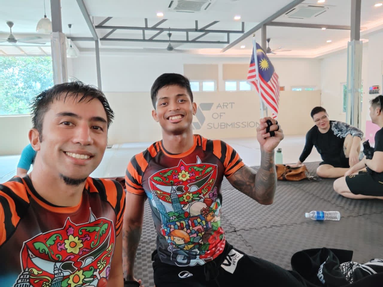 rOjaK