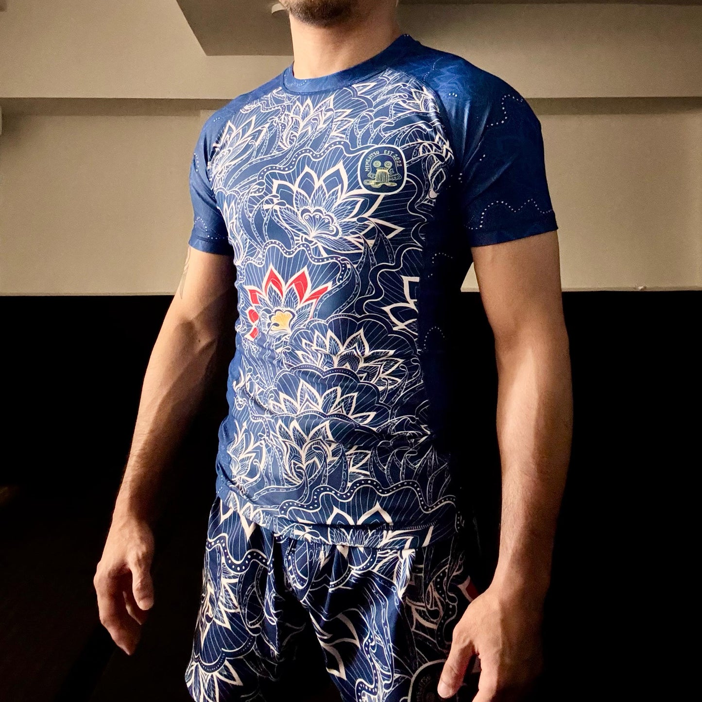 Lotus Batik | Rashguard