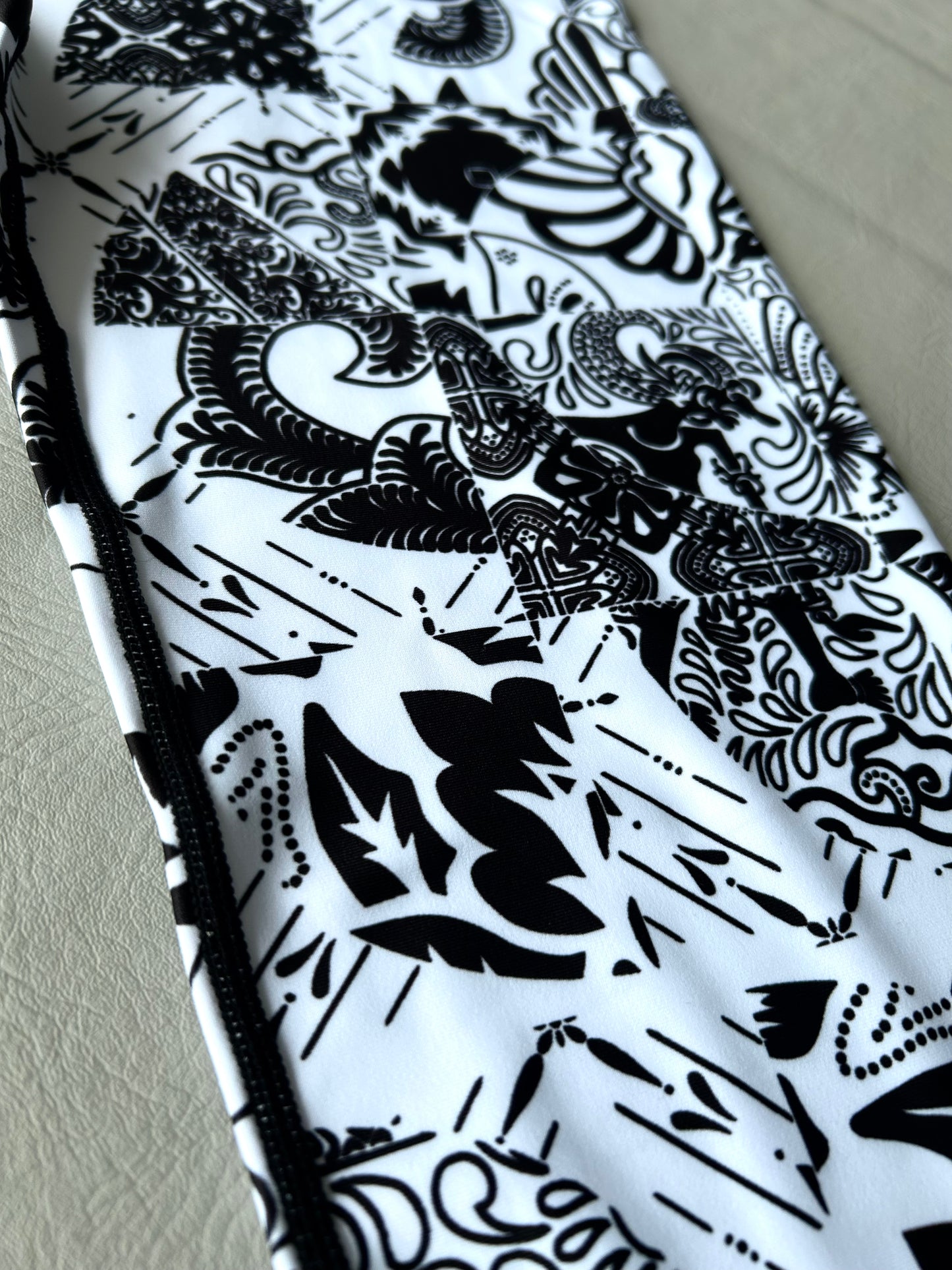 Petak-petak Batik | Women Spats